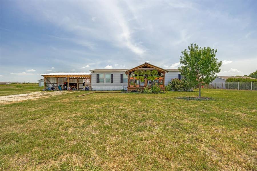 Property photo for 6705 Andrew Court, Princeton, TX