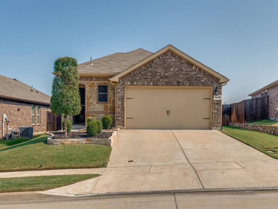 Property photo for 2246 Nightgrove Circle, Crandall, TX