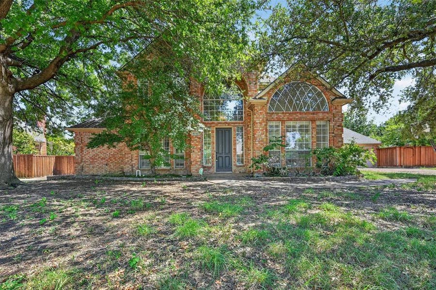 Property photo for 6710 Windrock Road, Dallas, TX