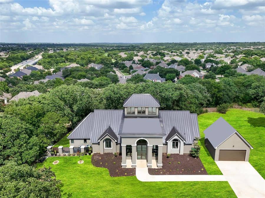 Property photo for 9204 Indian Knoll Trail, Keller, TX