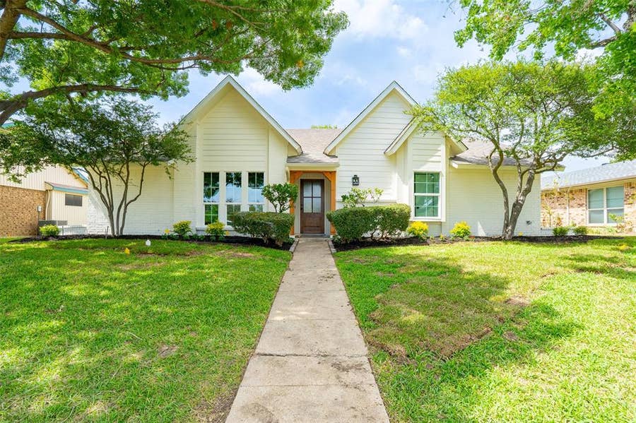 Property photo for 2513 Incline Drive, Carrollton, TX