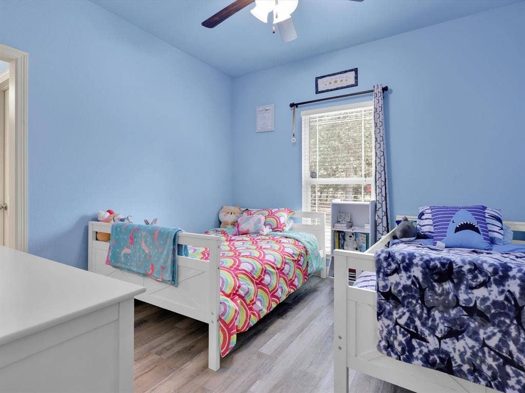 1255 Greg Street, Azle, TX 76020 1255 Greg Street, Azle, TX 76020