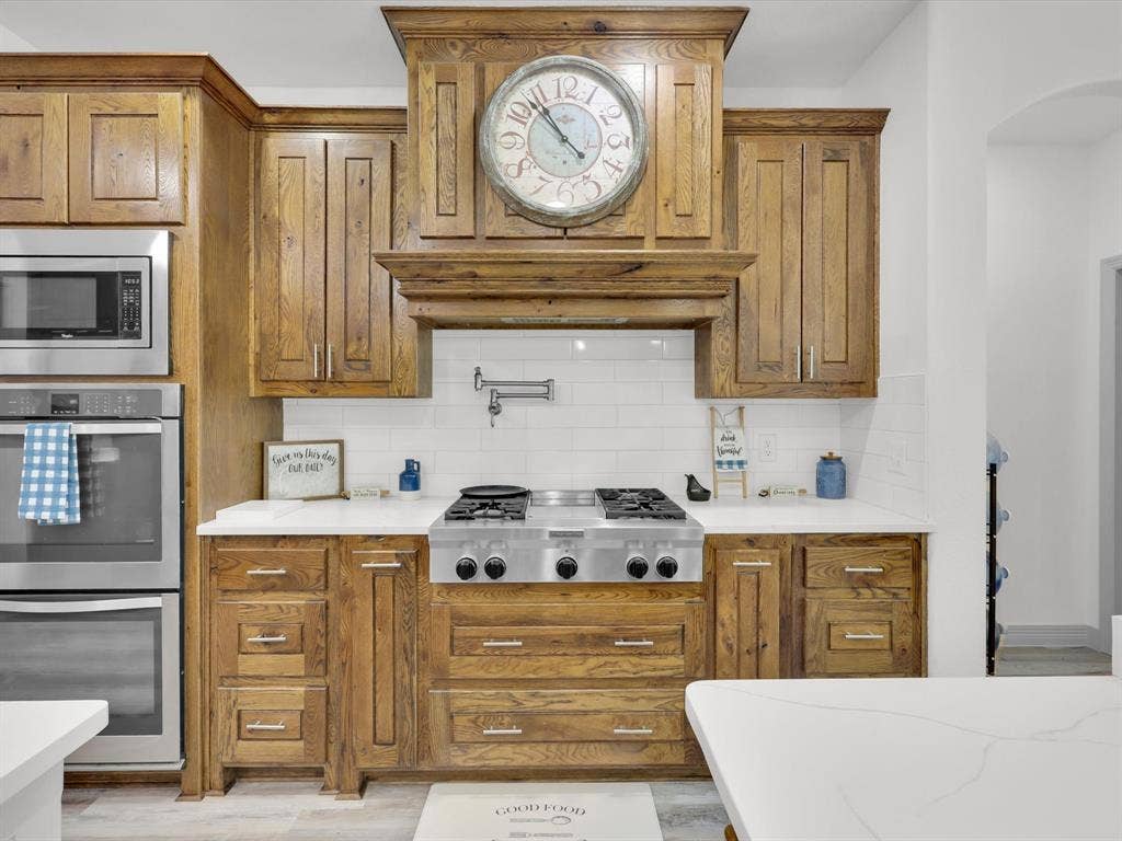 1255 Greg Street, Azle, TX 76020 1255 Greg Street, Azle, TX 76020