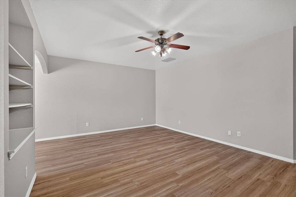 606 E College Street, Princeton, TX 75407 606 E College Street, Princeton, TX 75407