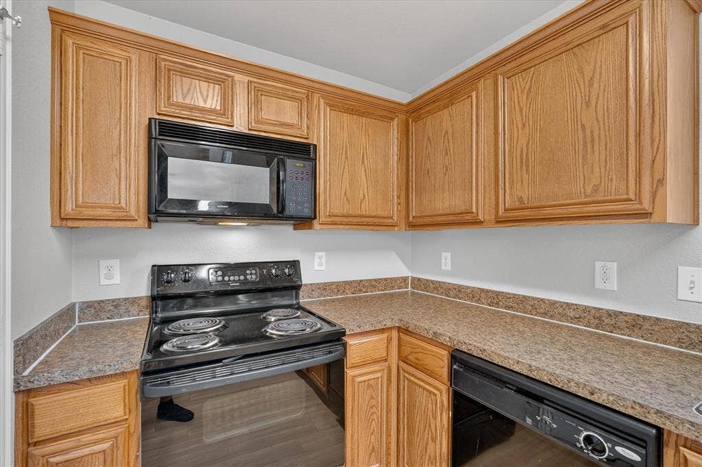 606 E College Street, Princeton, TX 75407 606 E College Street, Princeton, TX 75407