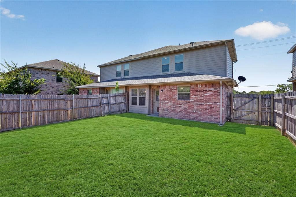 606 E College Street, Princeton, TX 75407 606 E College Street, Princeton, TX 75407