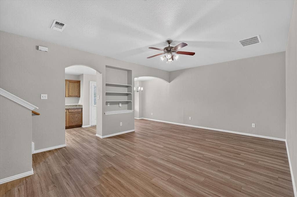 606 E College Street, Princeton, TX 75407 606 E College Street, Princeton, TX 75407