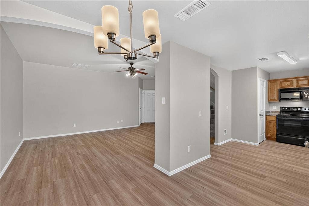 606 E College Street, Princeton, TX 75407 606 E College Street, Princeton, TX 75407