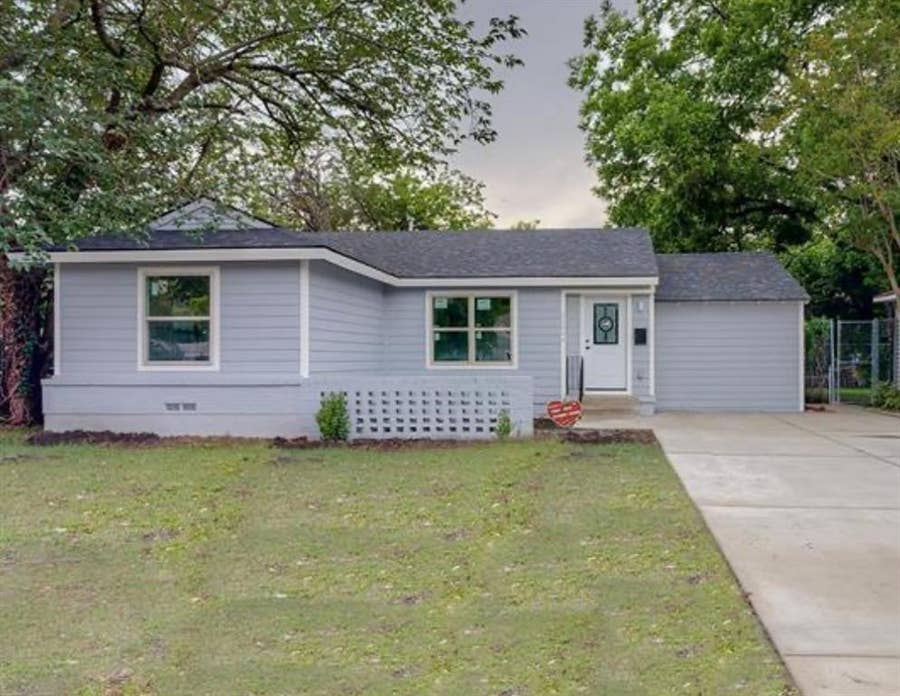 Property photo for 11549 Desdemona Drive, Dallas, TX