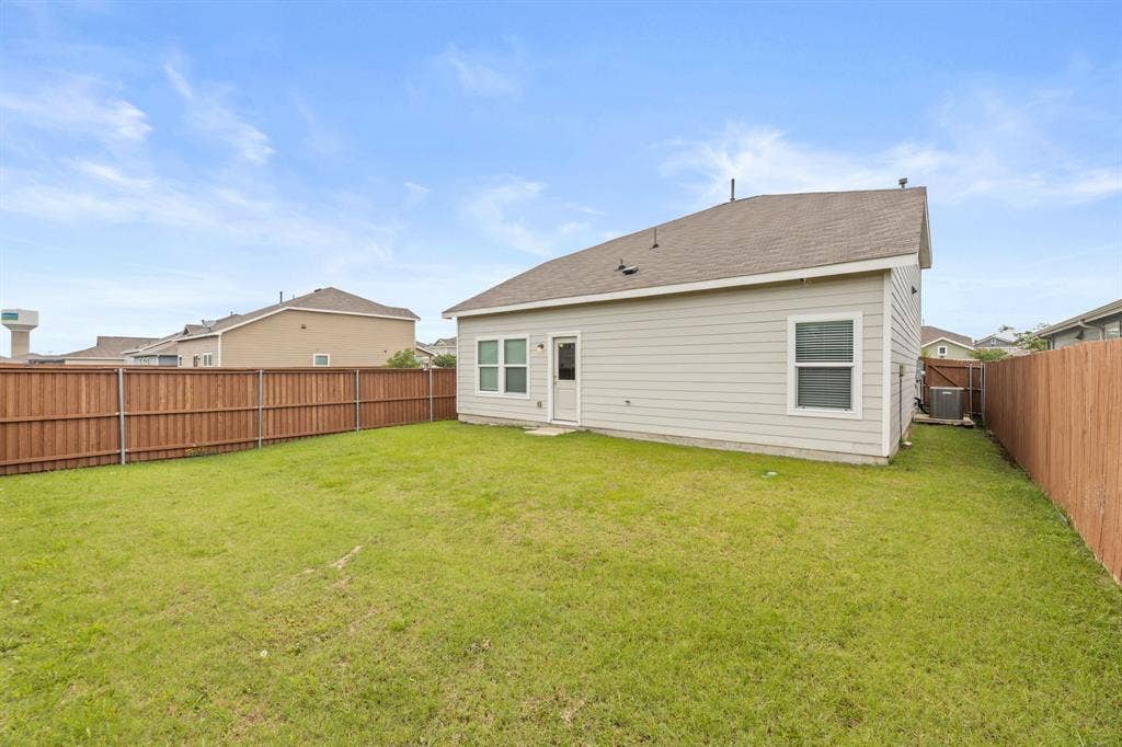 2915 Acacia Drive, Forney, TX 75126 2915 Acacia Drive, Forney, TX 75126