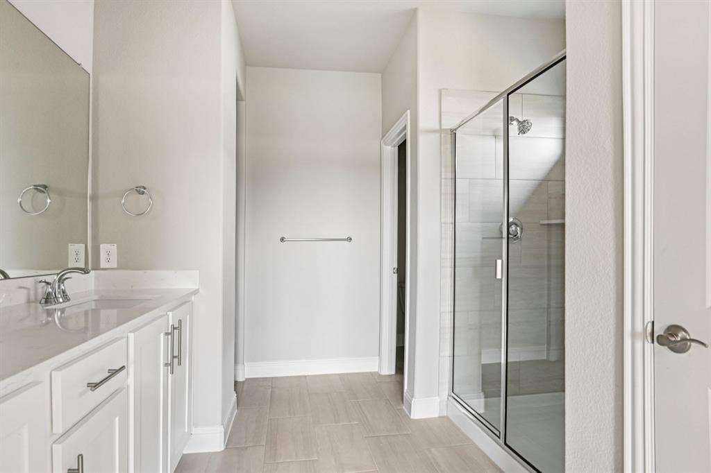 Photo is not of the actual home, but is an inspirational photo of builder’s model home and may depict options, furnishings, and/or decorator features that are not included.