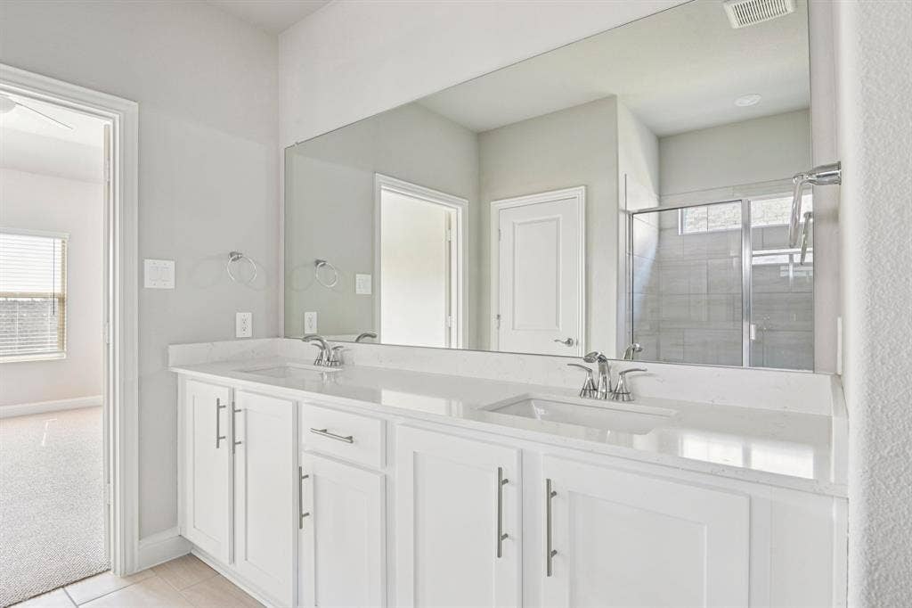 Photo is not of the actual home, but is an inspirational photo of builder’s model home and may depict options, furnishings, and/or decorator features that are not included.
