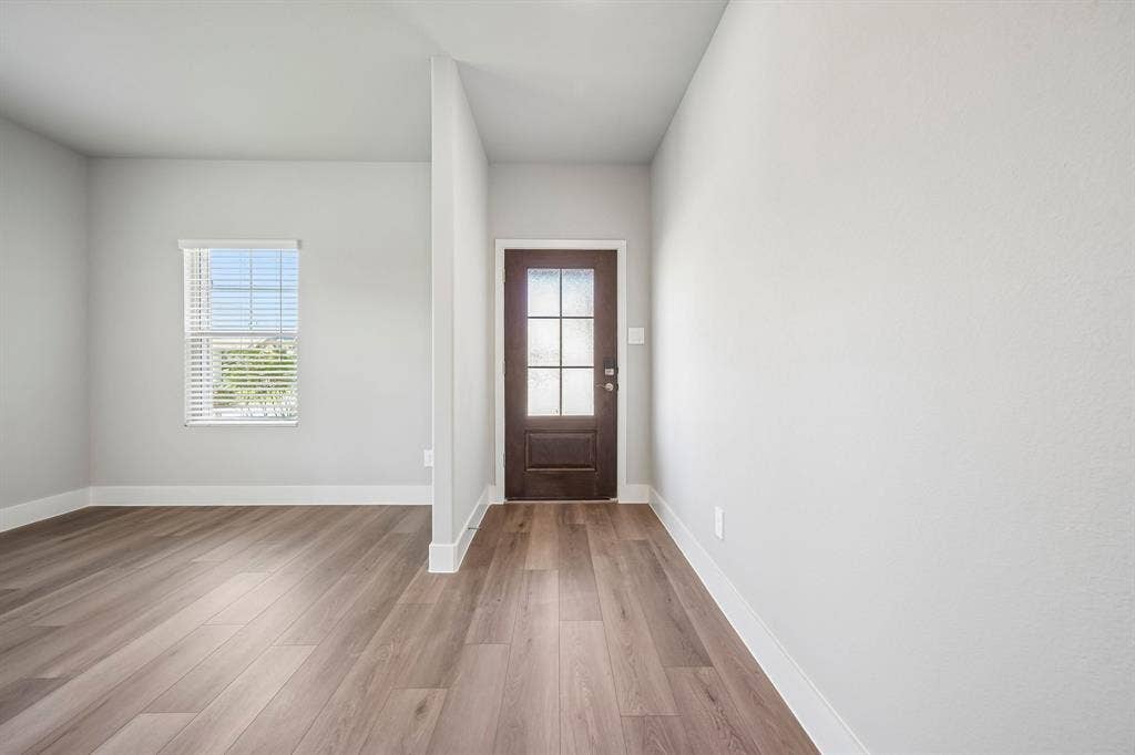 1303 Winters Way, Princeton, TX 75071 Photo is not of the actual home, but is an inspirational photo of builder’s model home and may depict options, furnishings, and/or decorator features that are not included.
