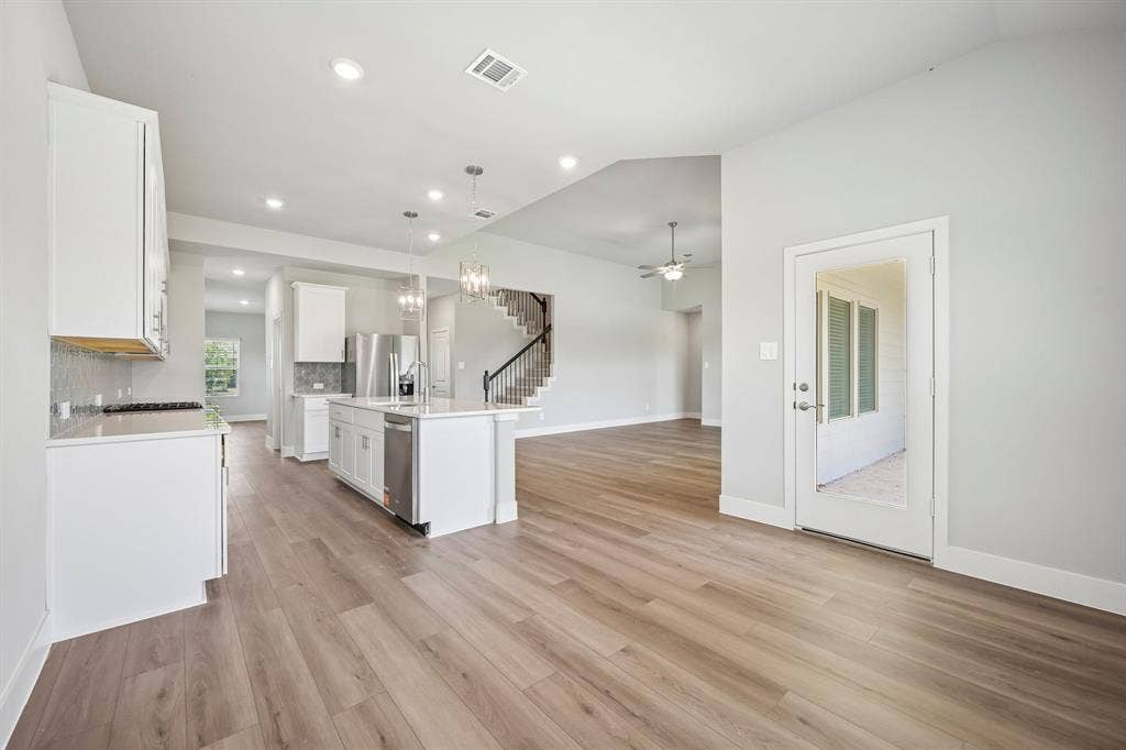 1303 Winters Way, Princeton, TX 75071 Photo is not of the actual home, but is an inspirational photo of builder’s model home and may depict options, furnishings, and/or decorator features that are not included.