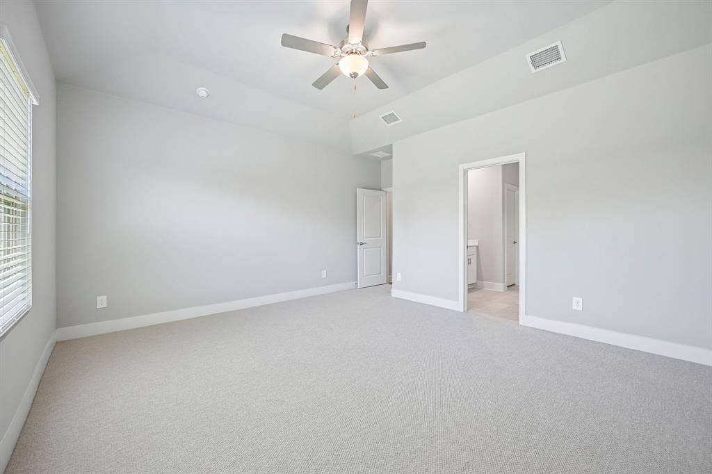1303 Winters Way, Princeton, TX 75071 Photo is not of the actual home, but is an inspirational photo of builder’s model home and may depict options, furnishings, and/or decorator features that are not included.