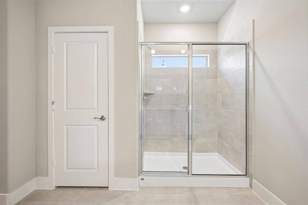 1303 Winters Way, Princeton, TX 75071 Photo is not of the actual home, but is an inspirational photo of builder’s model home and may depict options, furnishings, and/or decorator features that are not included.