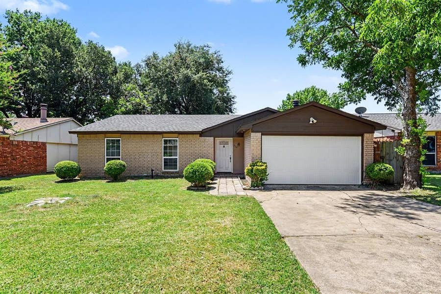 Property photo for 224 Rockcrest Drive, Mesquite, TX