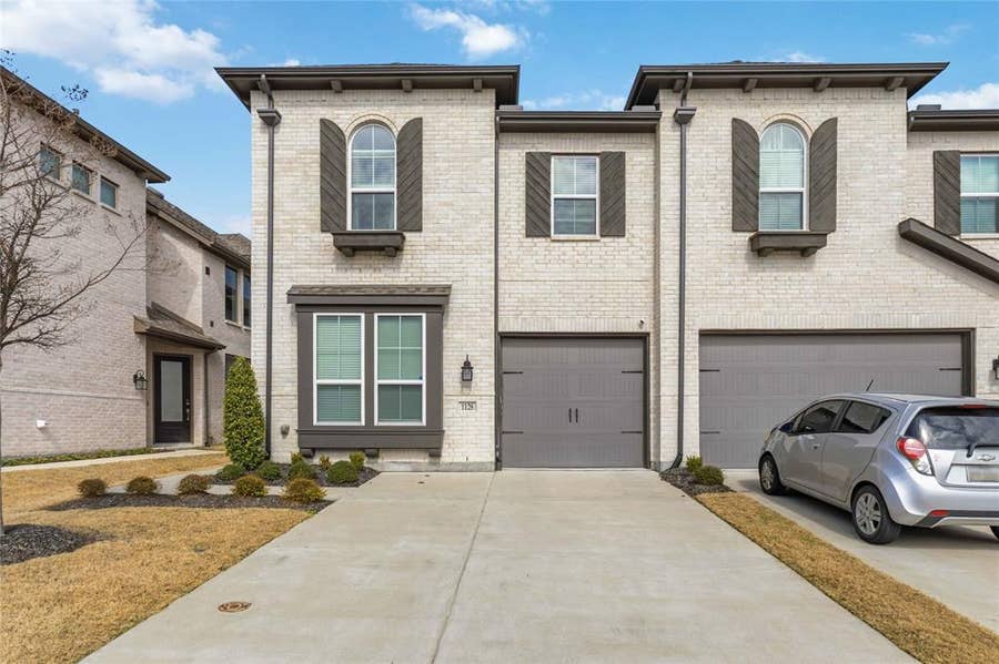Property photo for 1128 Queensdown Way, Forney, TX