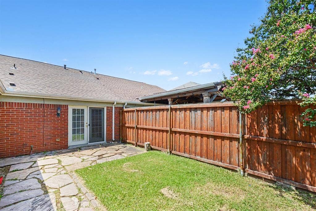 7611 Cousteau Drive, Rowlett, TX 75088 7611 Cousteau Drive, Rowlett, TX 75088