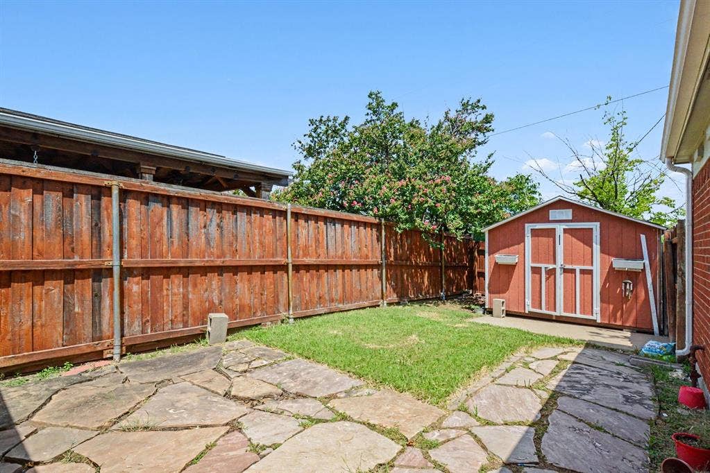 7611 Cousteau Drive, Rowlett, TX 75088 7611 Cousteau Drive, Rowlett, TX 75088