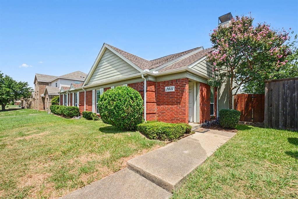 7611 Cousteau Drive, Rowlett, TX 75088 7611 Cousteau Drive, Rowlett, TX 75088