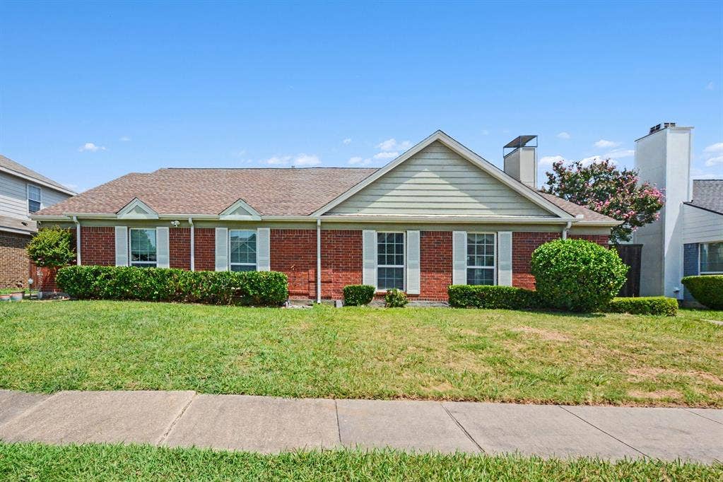 7611 Cousteau Drive, Rowlett, TX 75088 7611 Cousteau Drive, Rowlett, TX 75088