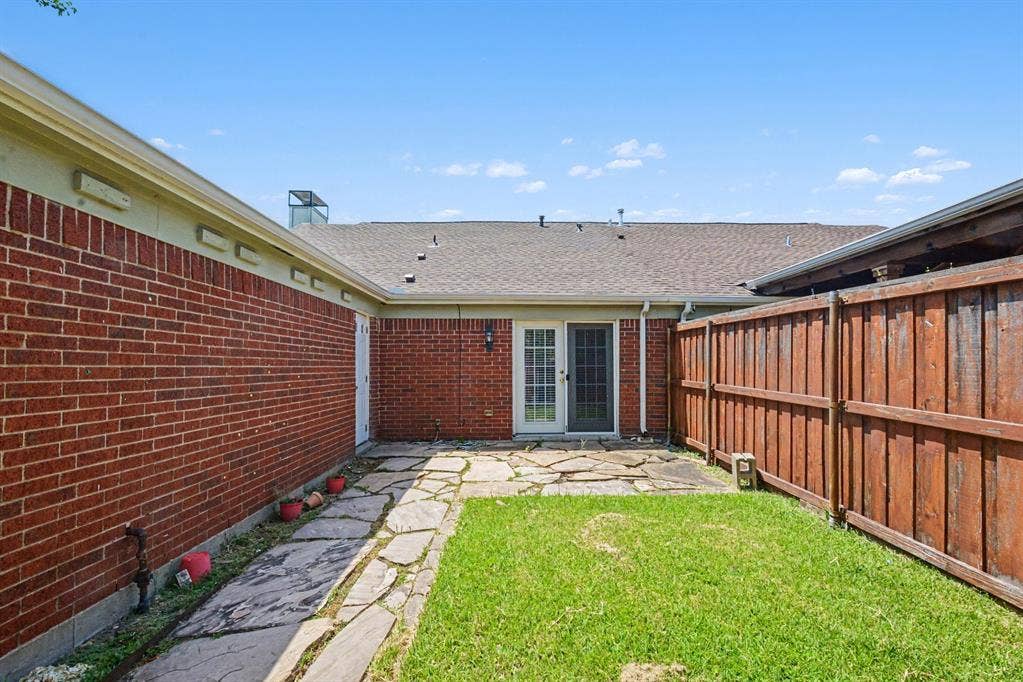 7611 Cousteau Drive, Rowlett, TX 75088 7611 Cousteau Drive, Rowlett, TX 75088