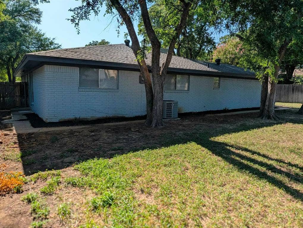 1756 Cynthia Lane, Hurst, TX 76054 1756 Cynthia Lane, Hurst, TX 76054