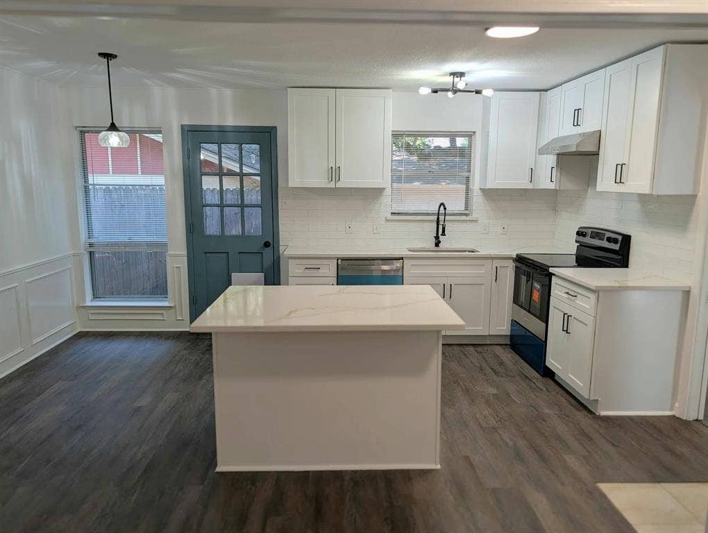 1756 Cynthia Lane, Hurst, TX 76054 1756 Cynthia Lane, Hurst, TX 76054