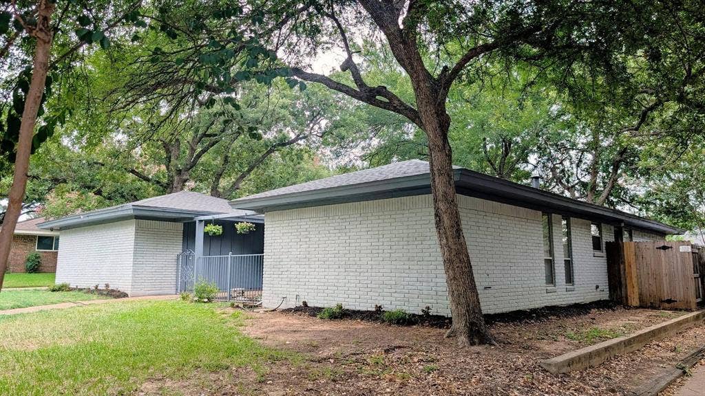 1756 Cynthia Lane, Hurst, TX 76054 1756 Cynthia Lane, Hurst, TX 76054