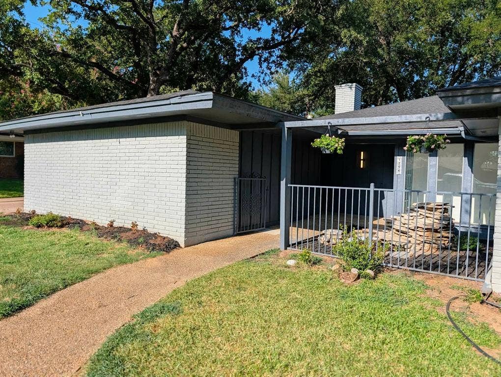 1756 Cynthia Lane, Hurst, TX 76054 1756 Cynthia Lane, Hurst, TX 76054