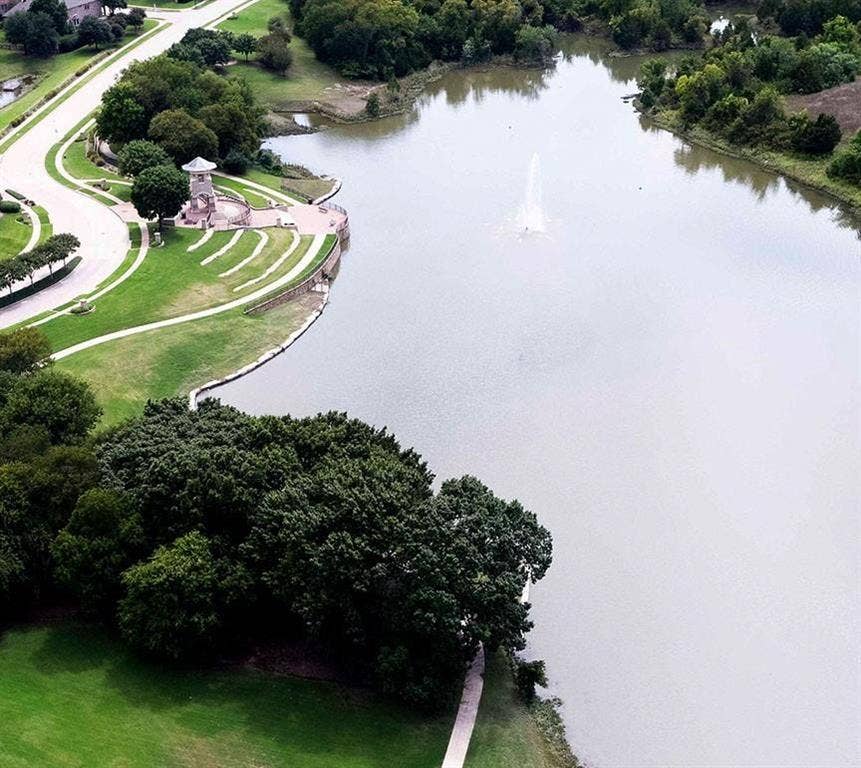 7800 Rockledge Drive, McKinney, TX 75071