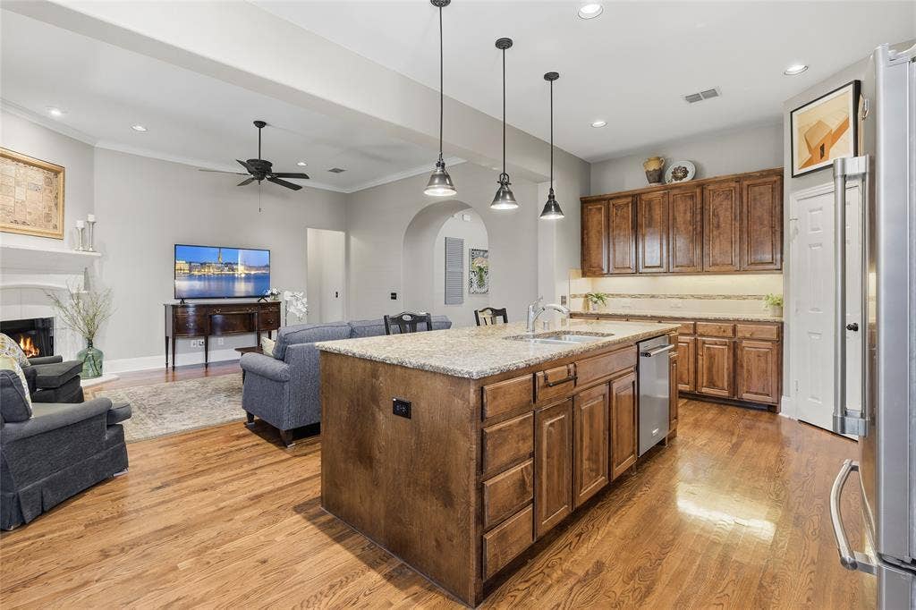 7800 Rockledge Drive, McKinney, TX 75071