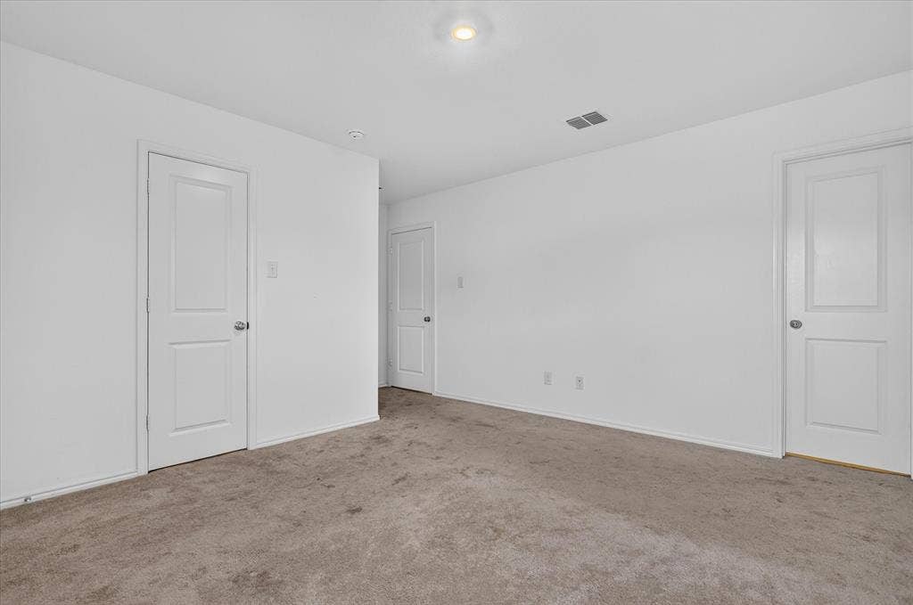 2003 Ava Drive, Ennis, TX 75119 Master Bedroom