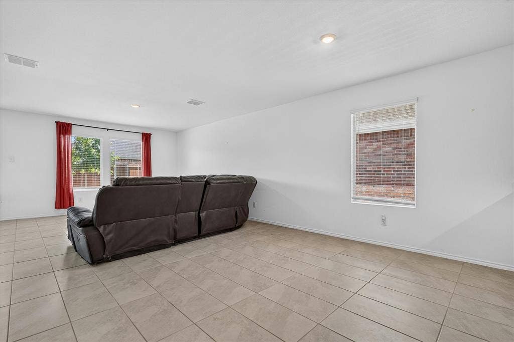 2003 Ava Drive, Ennis, TX 75119 2003 Ava Drive, Ennis, TX 75119