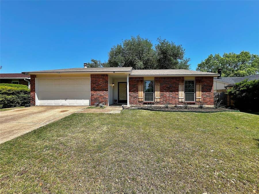 Property photo for 7127 Winterberry Drive, Dallas, TX