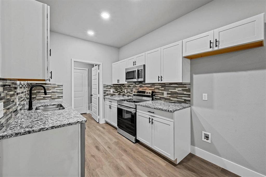 6147 Shawnee Drive, Mabank, TX 75156 6147 Shawnee Drive, Mabank, TX 75156