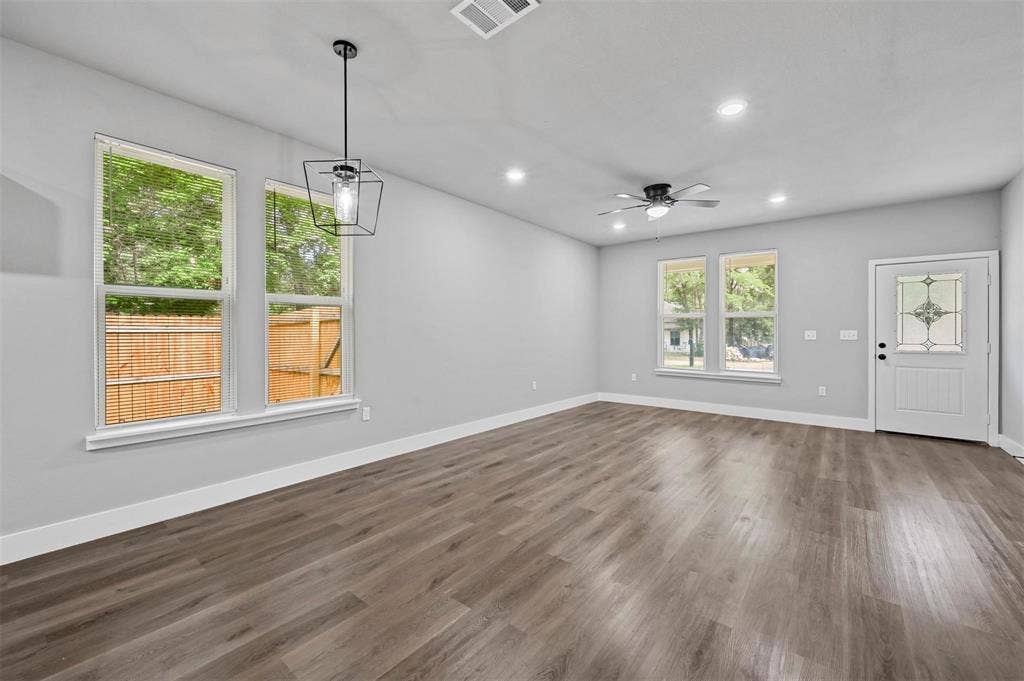 6147 Shawnee Drive, Mabank, TX 75156 6147 Shawnee Drive, Mabank, TX 75156