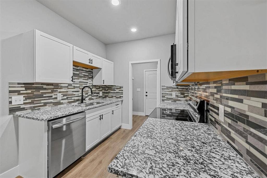 6147 Shawnee Drive, Mabank, TX 75156 6147 Shawnee Drive, Mabank, TX 75156