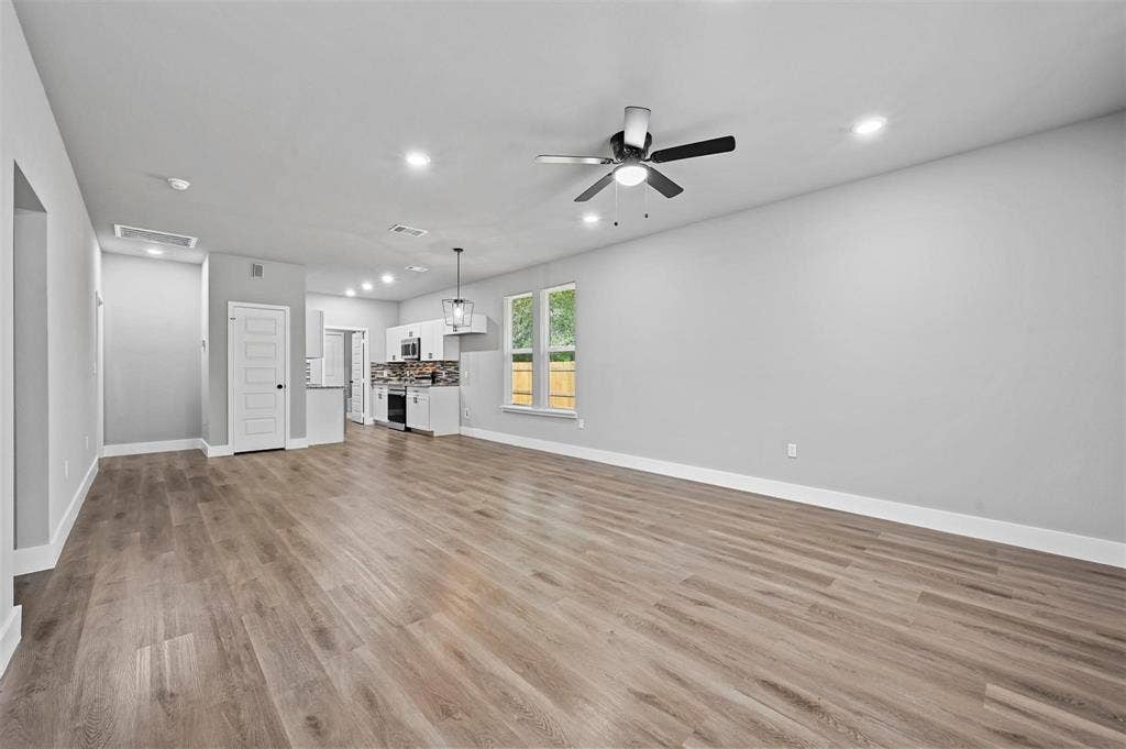 6147 Shawnee Drive, Mabank, TX 75156 6147 Shawnee Drive, Mabank, TX 75156