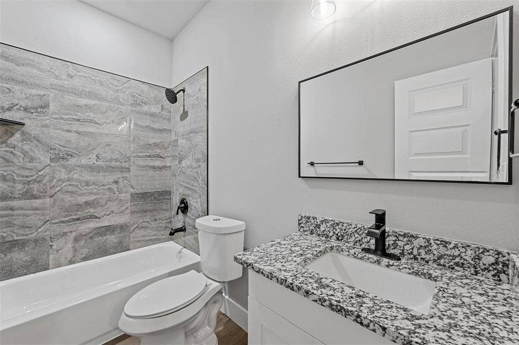 6147 Shawnee Drive, Mabank, TX 75156 6147 Shawnee Drive, Mabank, TX 75156
