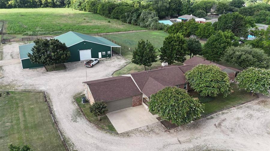 Property photo for 1003 Fm-664, Red Oak, TX
