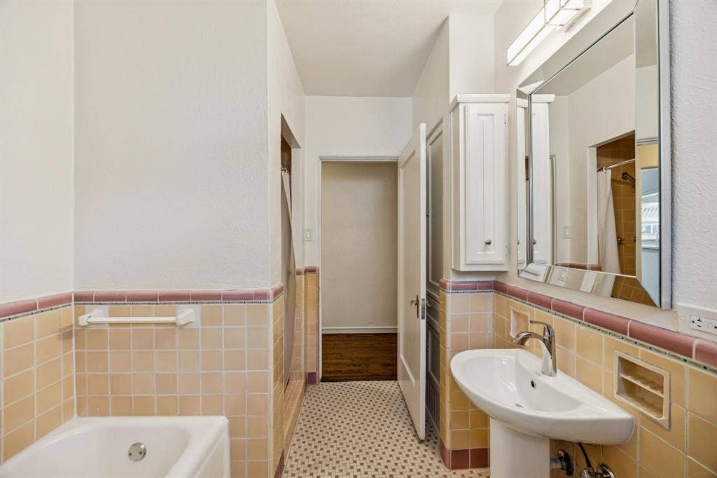 4147 Emerson Avenue, University Park, TX 75205 4147 Emerson Avenue, University Park, TX 75205