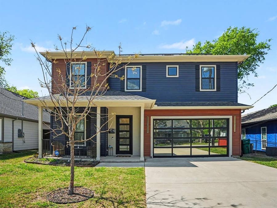 Property photo for 324 S Main Street, Cedar Hill, TX