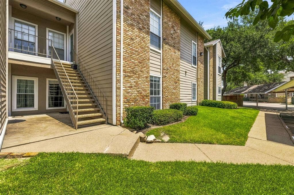 8600 Coppertowne Lane, #304, Dallas, TX 75243 8600 Coppertowne Lane, #304, Dallas, TX 75243