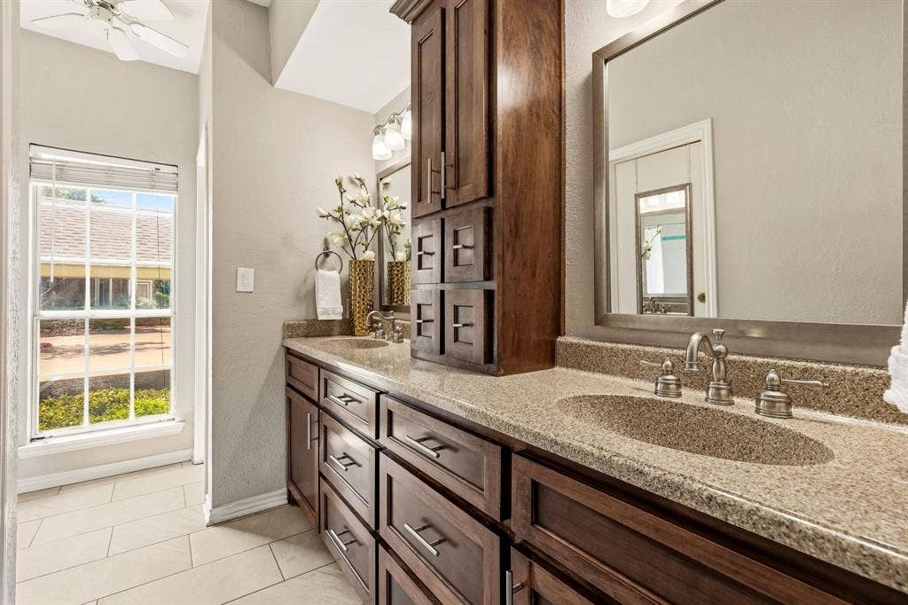 8600 Coppertowne Lane, #304, Dallas, TX 75243 8600 Coppertowne Lane, #304, Dallas, TX 75243