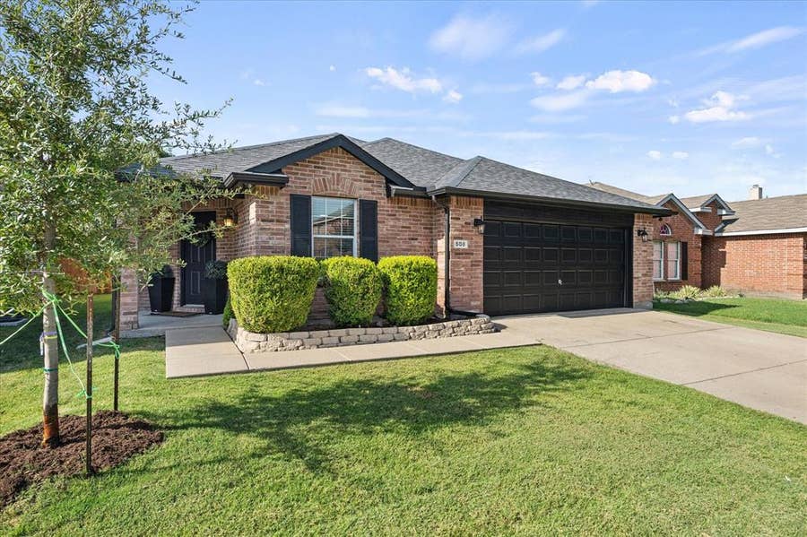 Property photo for 508 Coolidge Lane, Lavon, TX