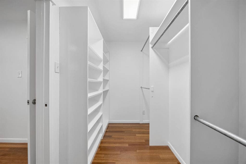 13443 Purple Sage Road, Dallas, TX 75240 Primary Bedroom Walk In Closet