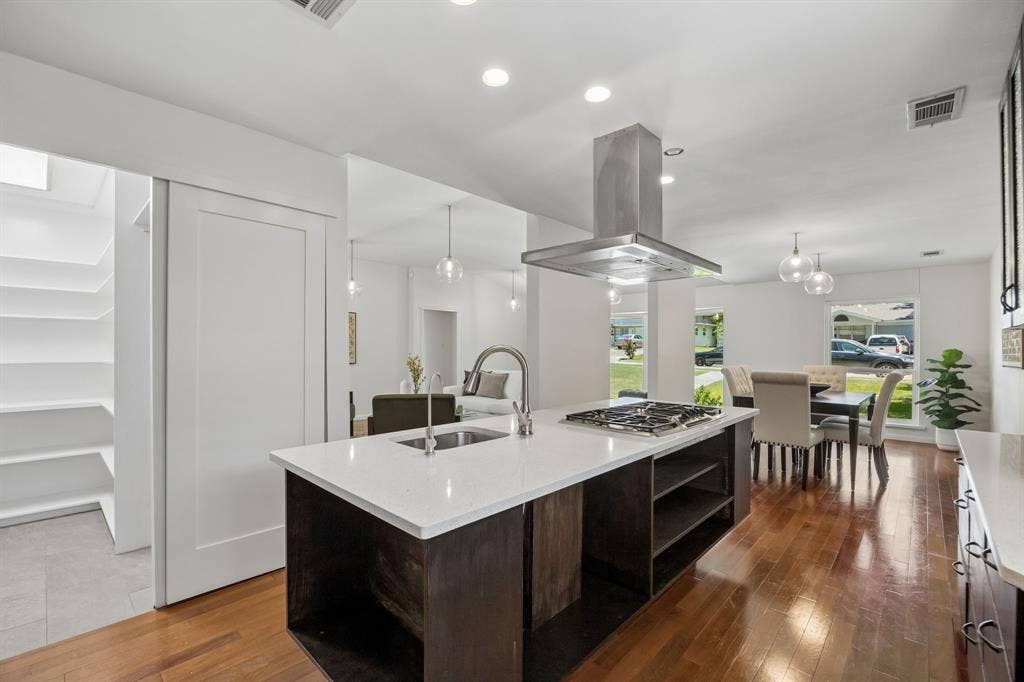 13443 Purple Sage Road, Dallas, TX 75240 13443 Purple Sage Road, Dallas, TX 75240