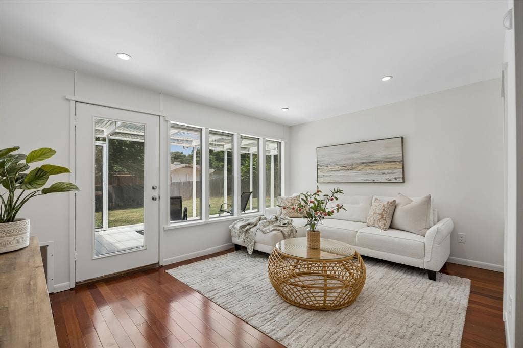 13443 Purple Sage Road, Dallas, TX 75240 Perfect for Second Living Area, Playroom or Sun Room
